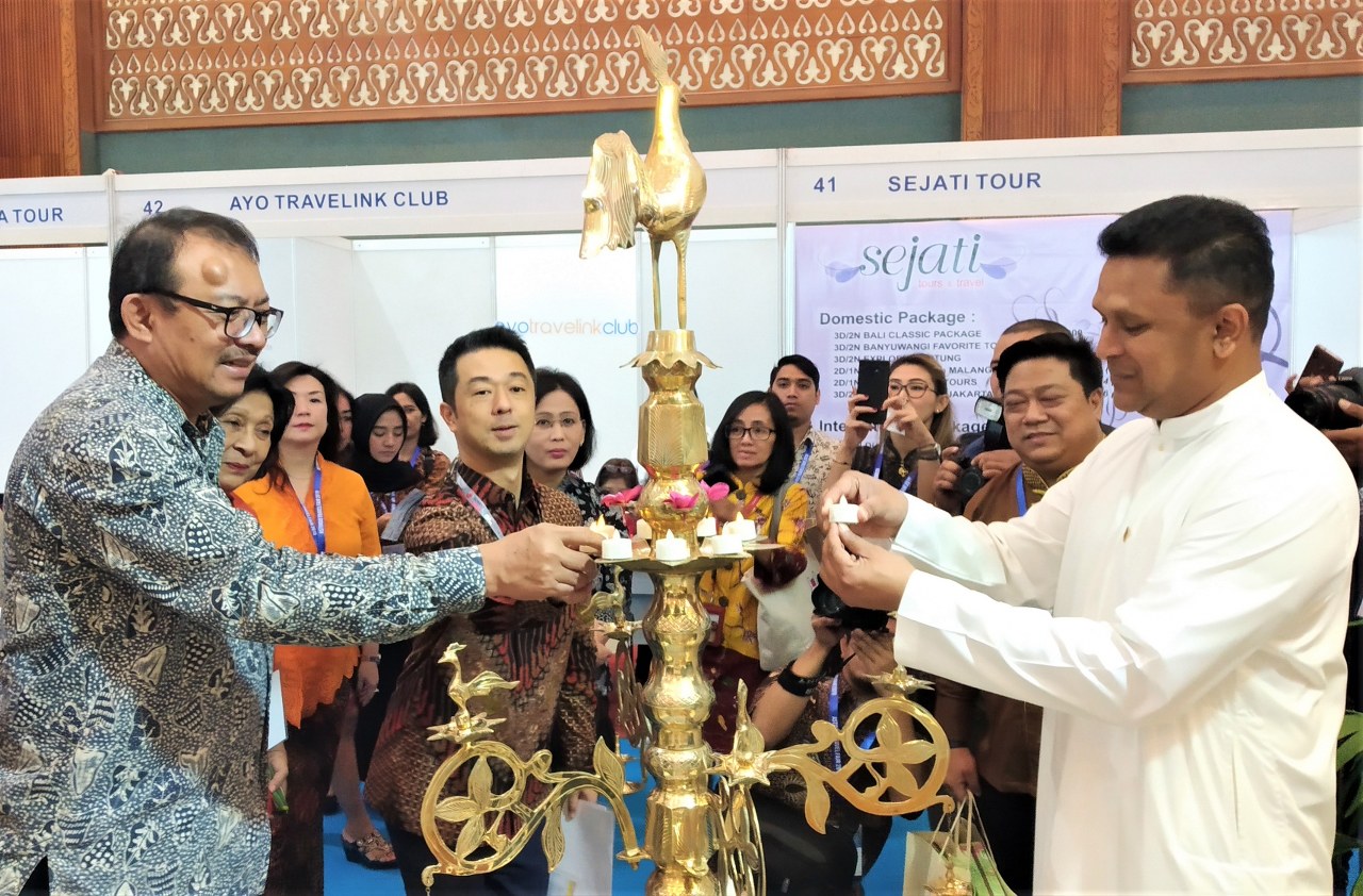 lighting of the Traditional Oil Lamp
