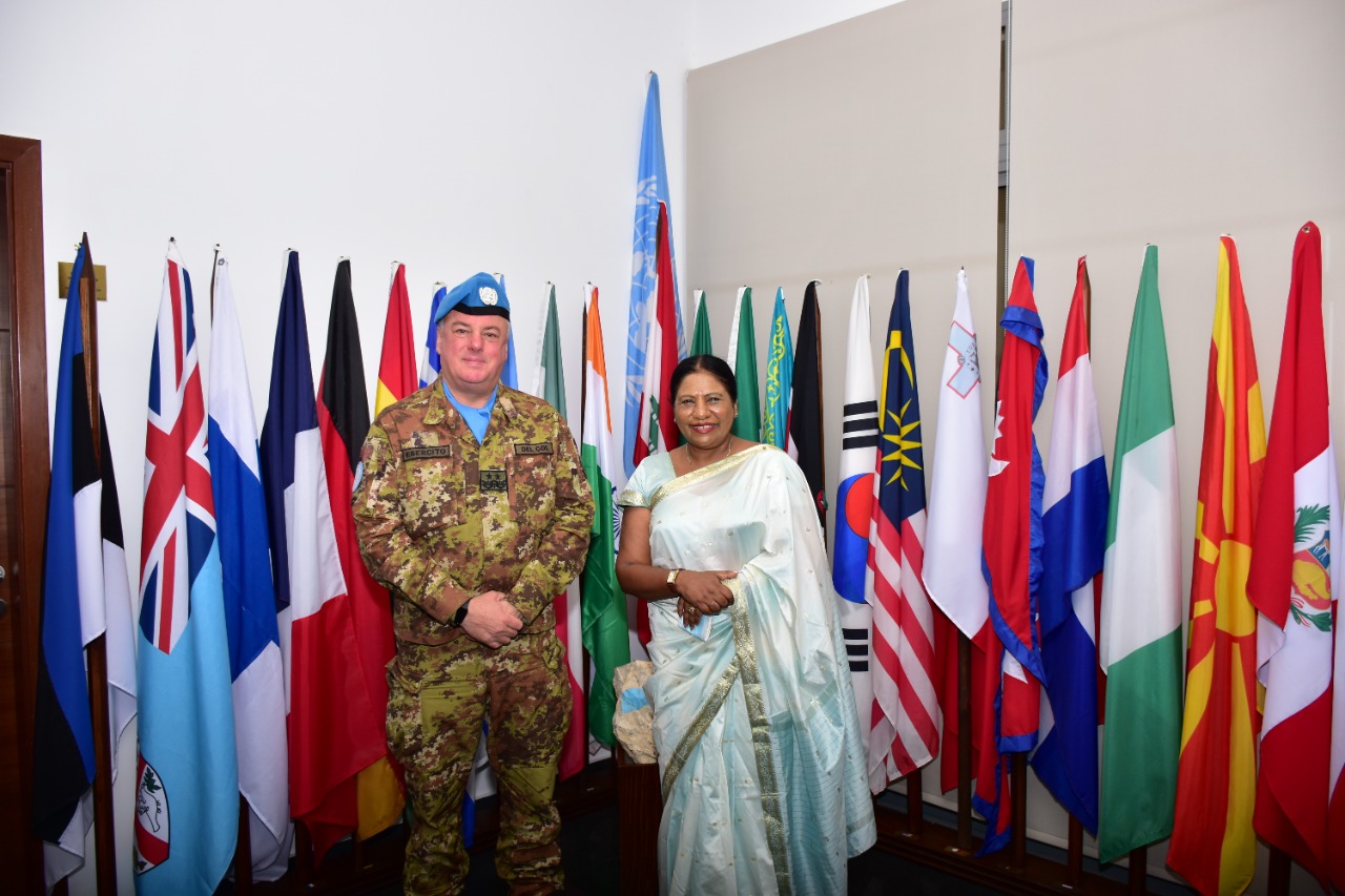 The Head of Mission and Force Commander of the UN Peacekeeping Mission ...