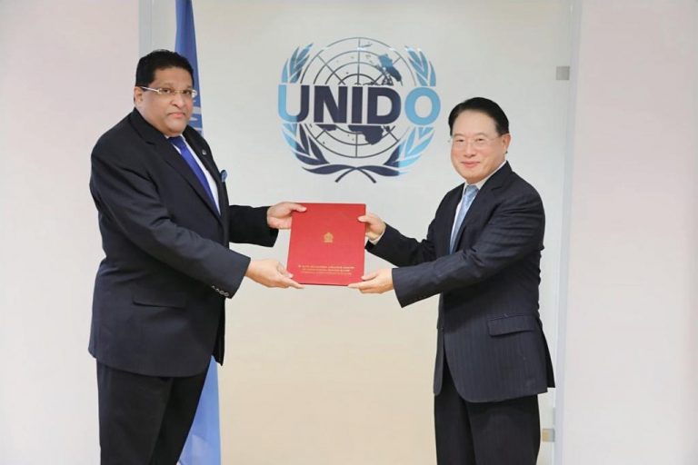 Permanent Representative Majintha Jayesinghe Presents Credentials To ...